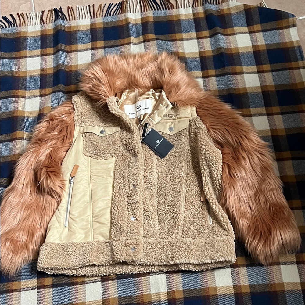 UGG X Feng Chen Wang Short Fur jacket  large unisex